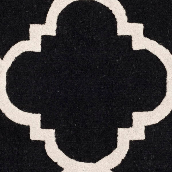 Safavieh Cambridge CAM140 Hand Tufted Rug