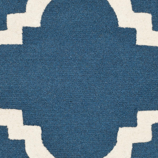 Safavieh Cambridge CAM140 Hand Tufted Rug