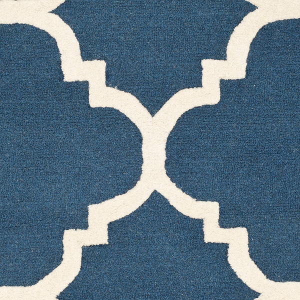 Safavieh Cambridge CAM140 Hand Tufted Rug