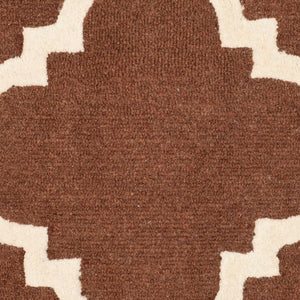 Safavieh Cambridge CAM140 Hand Tufted Rug