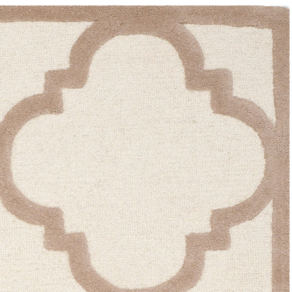 Safavieh Cambridge CAM140 Hand Tufted Rug