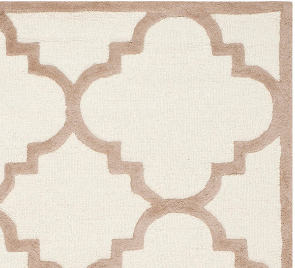 Safavieh Cambridge CAM140 Hand Tufted Rug