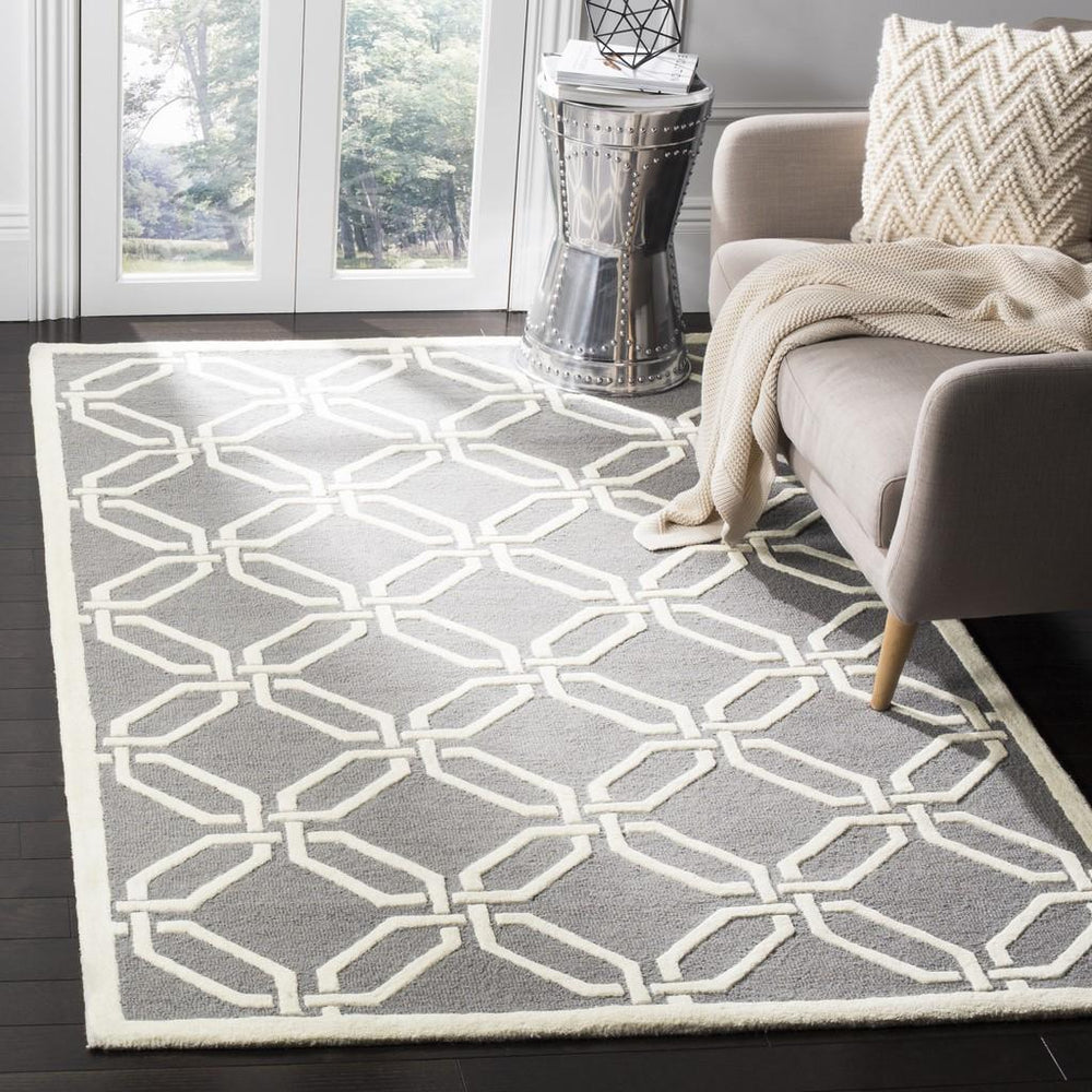 Safavieh Cambridge CAM311 Hand Tufted Loop And Cut Rug