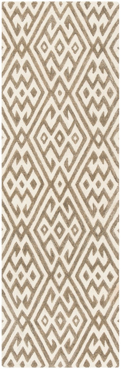 Safavieh Cambridge CAM401 Hand Tufted Rug
