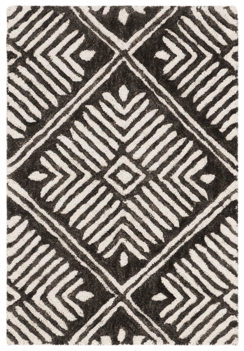 Safavieh Cambridge CAM402 Hand Tufted Rug