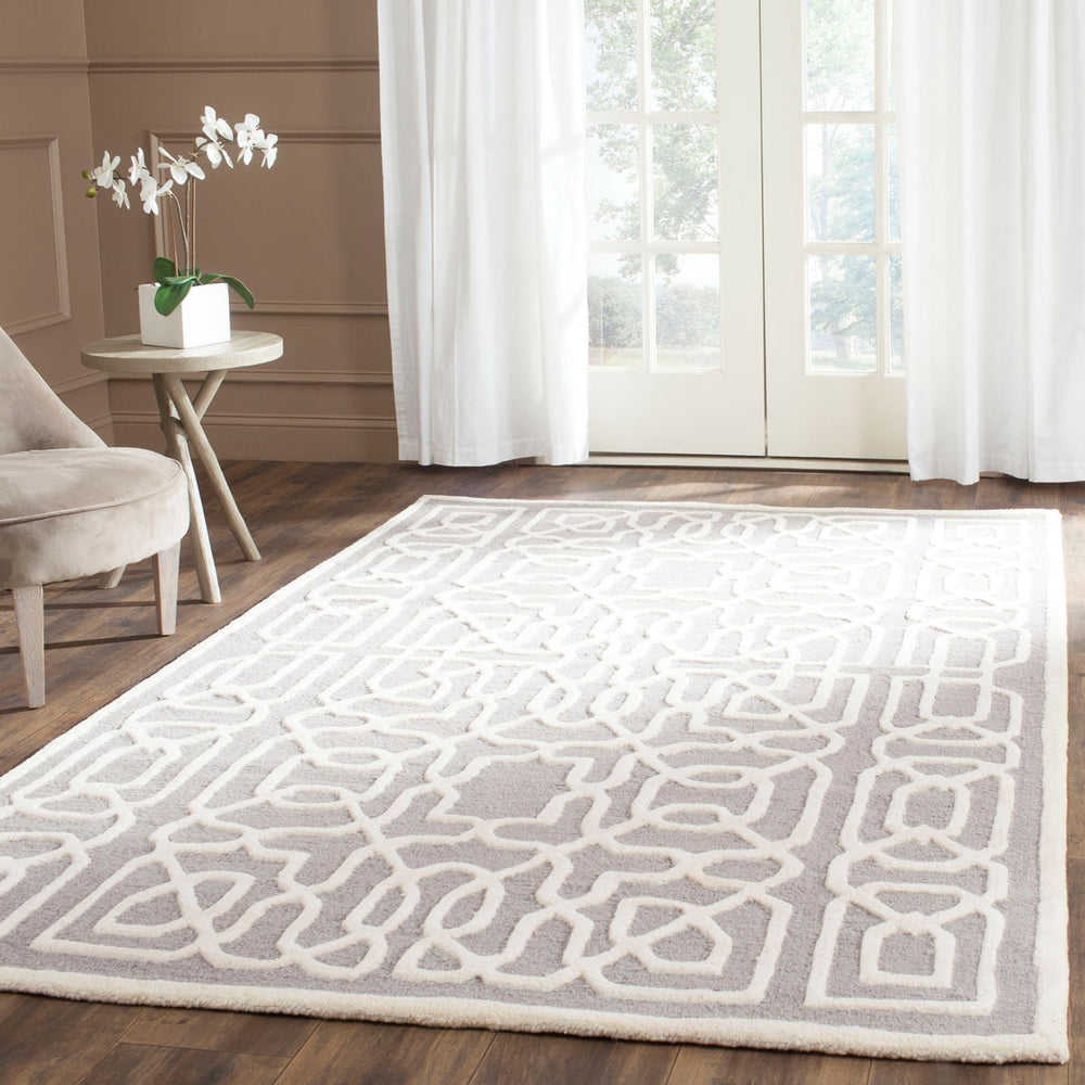 Safavieh Cambridge CAM570 Hand Tufted Rug