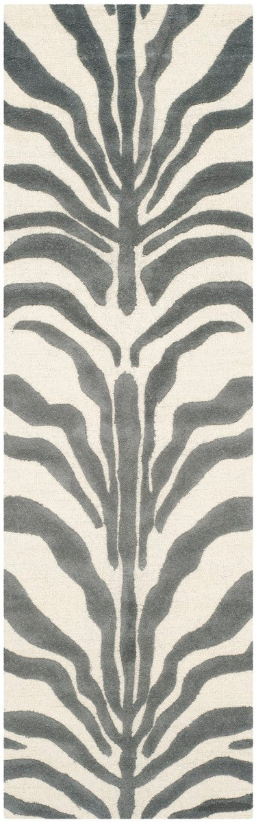Safavieh Cambridge CAM709 Hand Tufted Rug