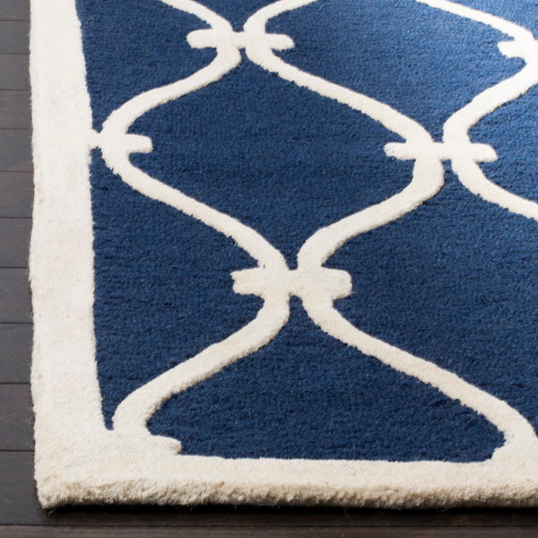 Safavieh Cambridge CAM710 Hand Tufted Rug