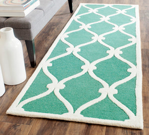 Safavieh Cambridge CAM710 Hand Tufted Rug