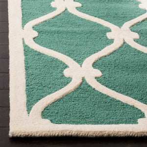 Safavieh Cambridge CAM710 Hand Tufted Rug