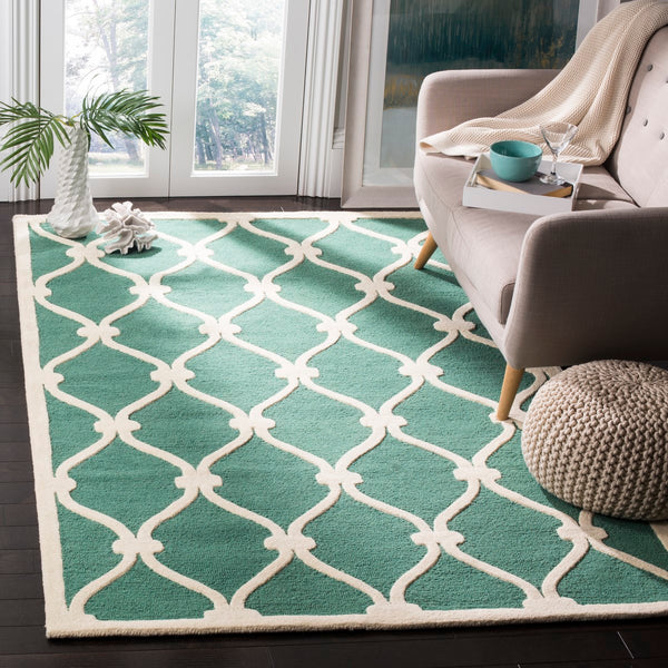 Safavieh Cambridge CAM710 Hand Tufted Rug