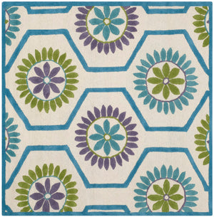 Safavieh Cambridge CAM716 Hand Tufted Rug