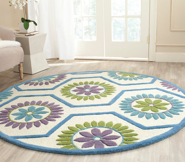 Safavieh Cambridge CAM716 Hand Tufted Rug