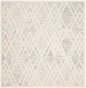 Safavieh Cambridge CAM729 Hand Tufted Rug
