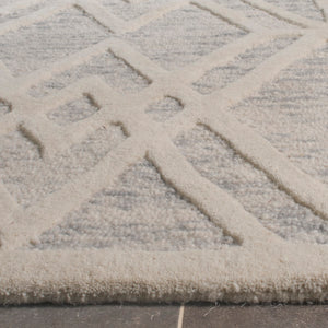 Safavieh Cambridge CAM729 Hand Tufted Rug