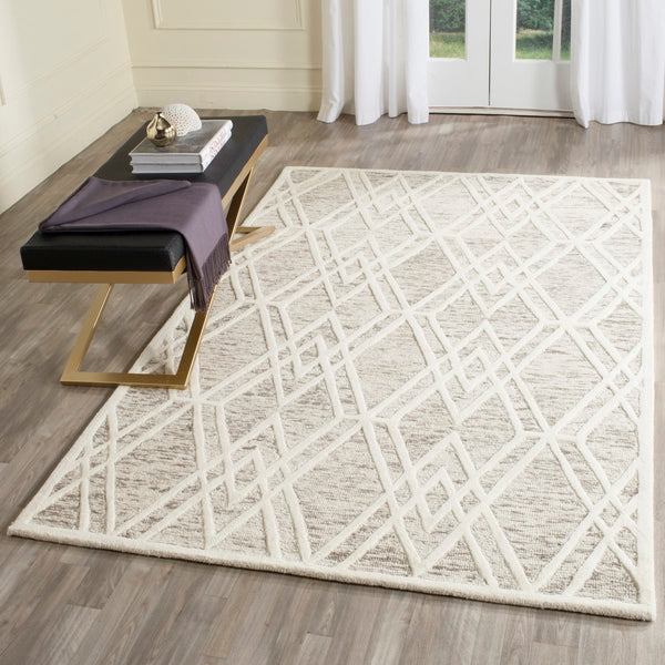 Safavieh Cambridge CAM729 Hand Tufted Rug