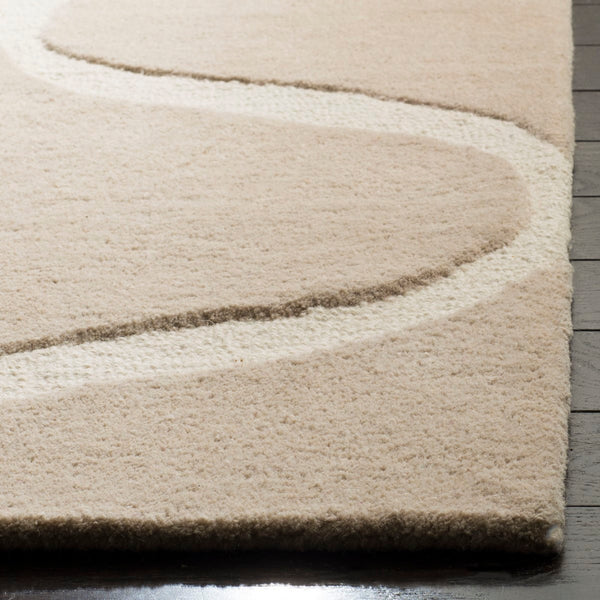 Safavieh Cambridge CAM730 Hand Tufted Rug