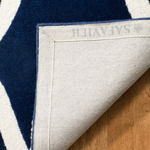 Safavieh Cambridge CAM730 Hand Tufted Rug