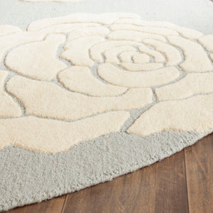 Safavieh Cambridge CAM782 Hand Tufted Rug