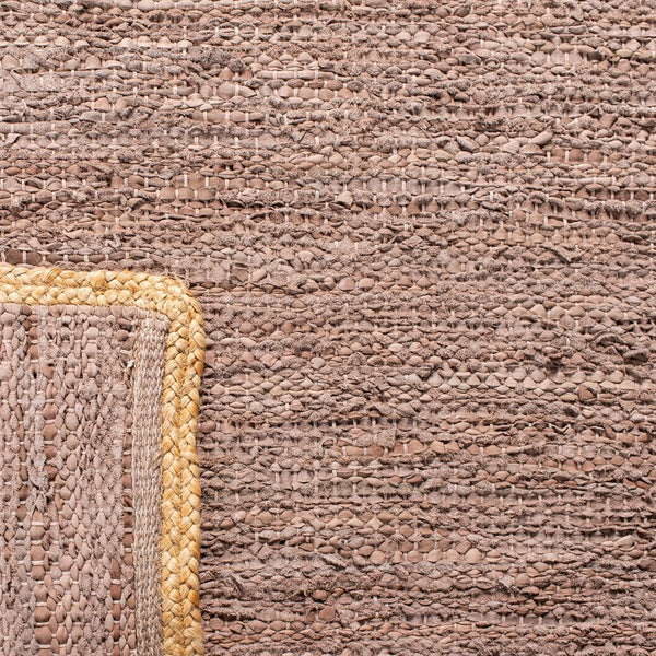 Safavieh Cape Cod 901 Hand Woven 70 % Leather,20% Jute,10% Cotton Rug CAP901T-4