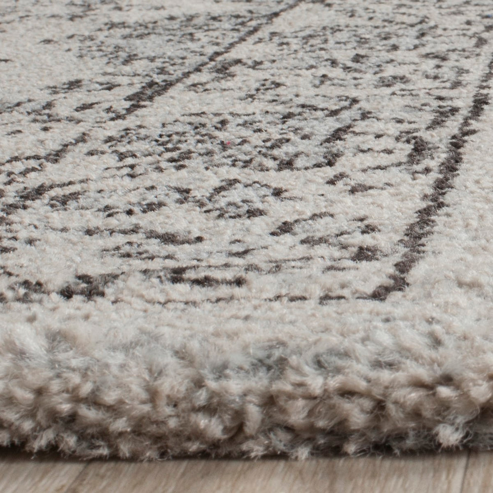 Safavieh Carmel CAR273 Power Loomed Rug