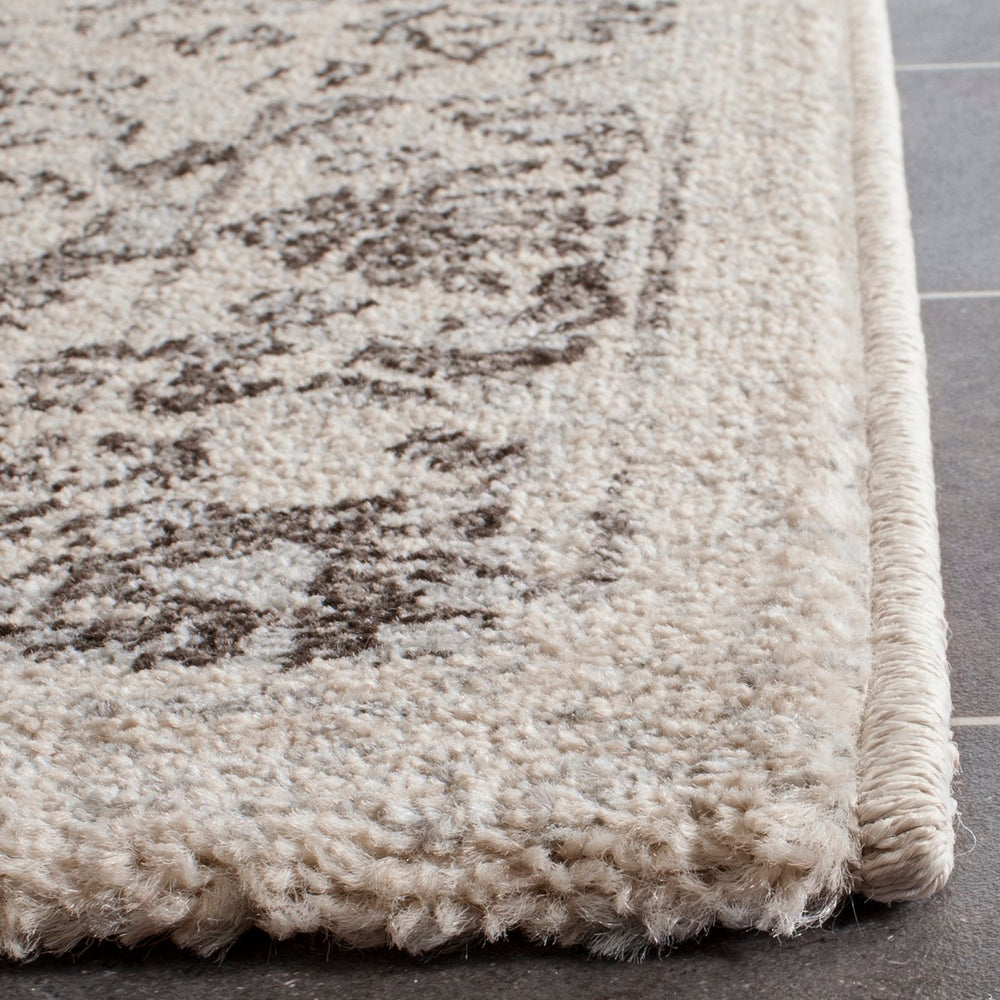 Safavieh Carmel CAR274 Power Loomed Rug