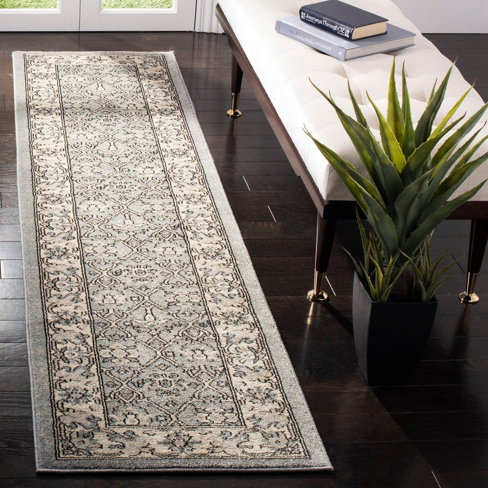 Safavieh Carmel CAR276 Power Loomed Rug