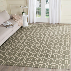 Safavieh Cedar CDR232 Hand Loomed Rug