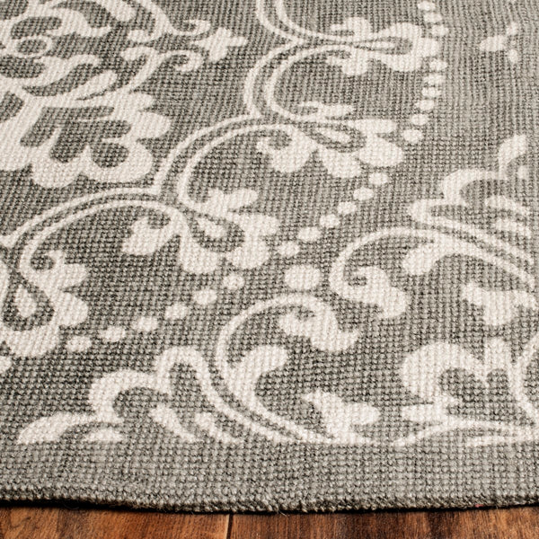 Safavieh Cedar CDR262 Hand Loomed Rug