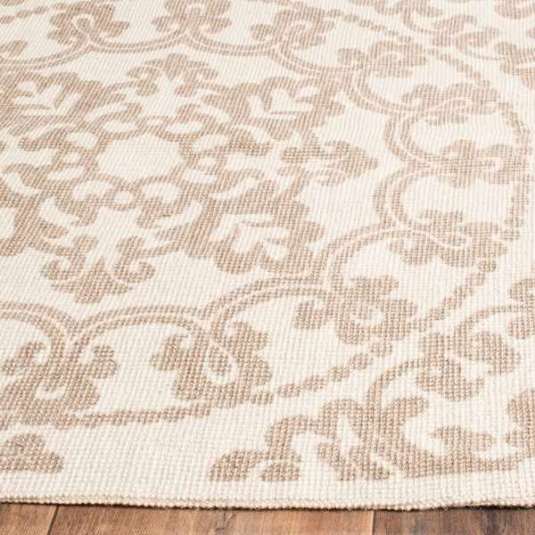 Safavieh Cedar CDR262 Hand Loomed Rug