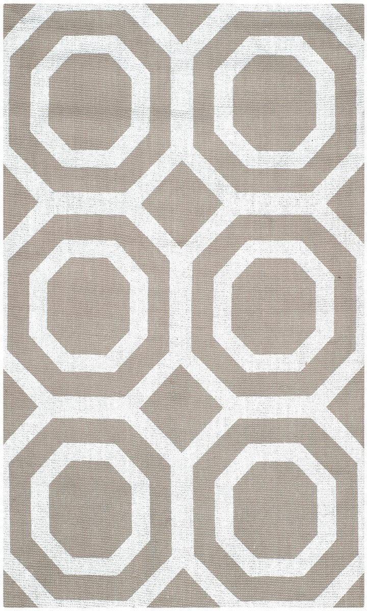 Safavieh Cedar CDR268 Hand Loomed Rug