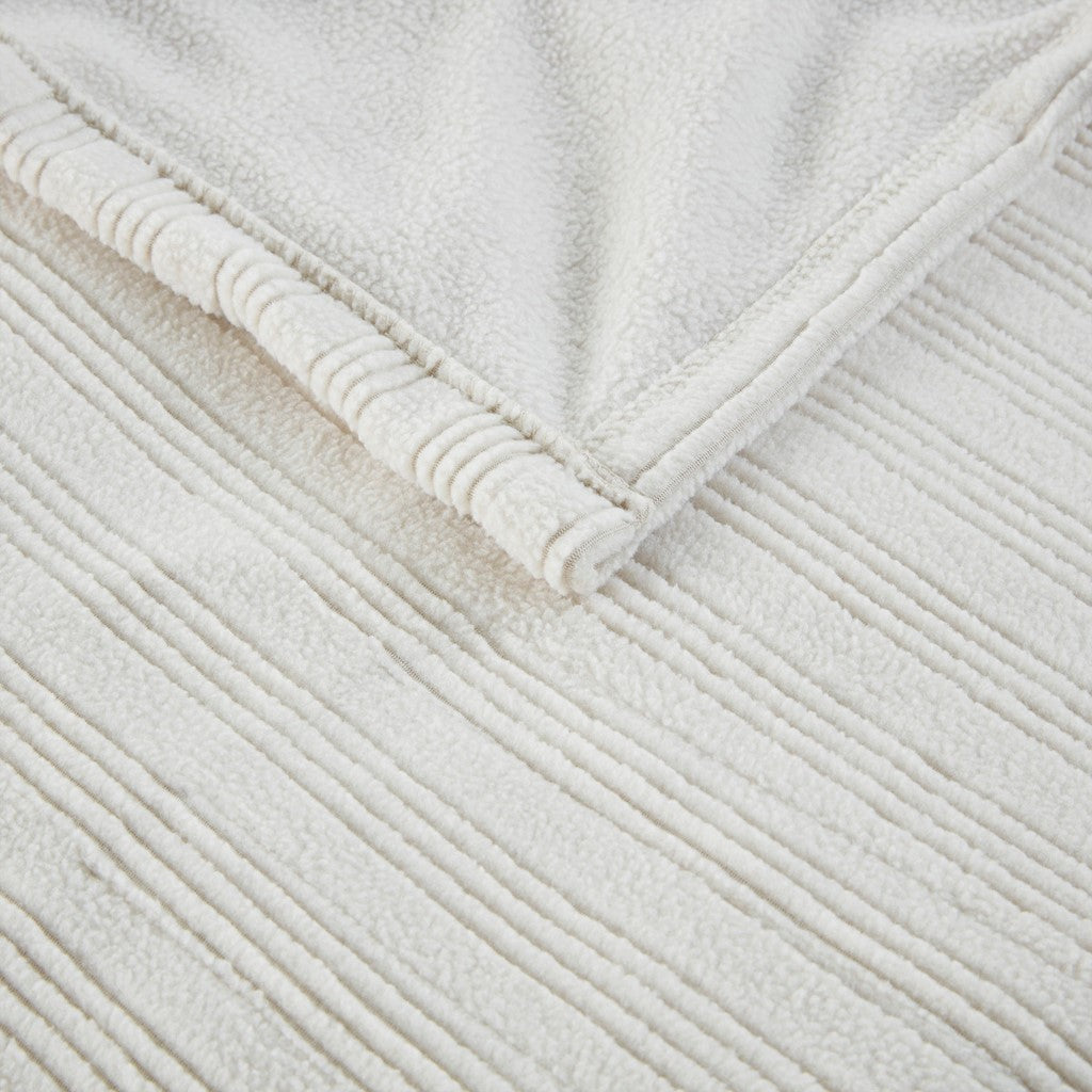Serta Ribbed Micro Fleece Casual 100% Polyester Tri-rib Fleece Heated Blanket Ivory King: 100x90" ST54-0157
