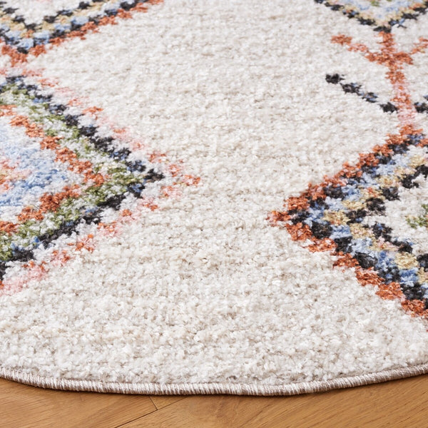 Chapel Power Loomed Bohemian Area Rug - Stylish Polyester Design for Chic Home Decor Enhancement