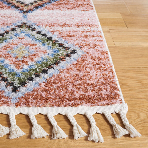 Chapel Power Loomed Bohemian Area Rug - Stylish Polyester Design for Chic Home Decor Enhancement
