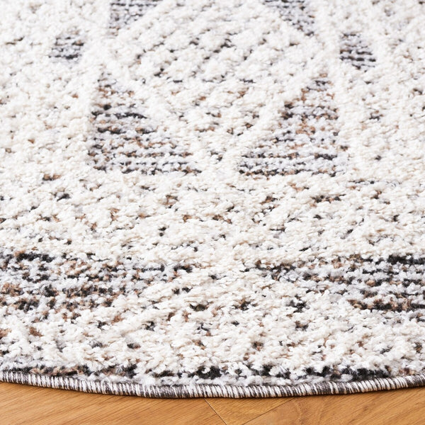 Chapel Power Loomed Bohemian Area Rug for Stylish Home Décor - Soft Polyester, Durable Design