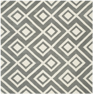 Safavieh Chatham 742 Hand Tufted Wool Rug CHT742D-3