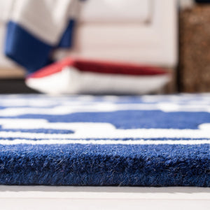 Safavieh Chatham 743 Hand Tufted Wool Rug CHT743C-3