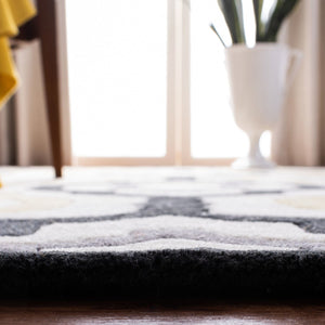 Safavieh Chatham 747 Hand Tufted Wool Rug CHT747A-3SQ