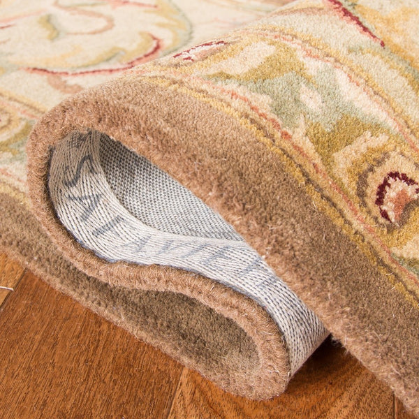 Safavieh Cl220 Hand Tufted Wool Rug CL220A-4R