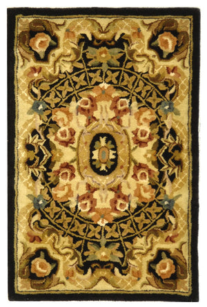 Safavieh Classic CL304 Hand Tufted Rug