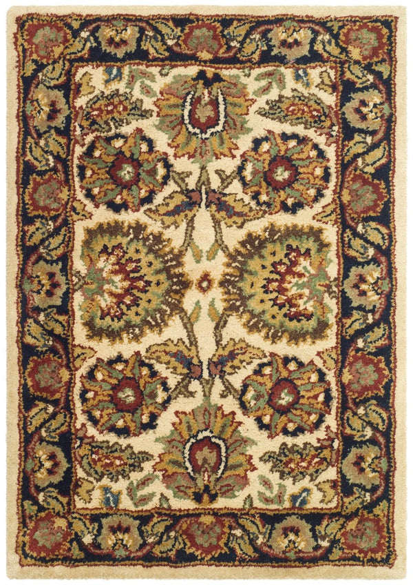 Safavieh Classic CL359 Hand Tufted Rug