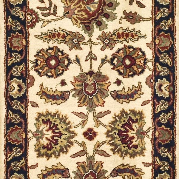 Safavieh Classic CL359 Hand Tufted Rug