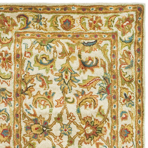 Safavieh Classic CL758 Hand Tufted Rug