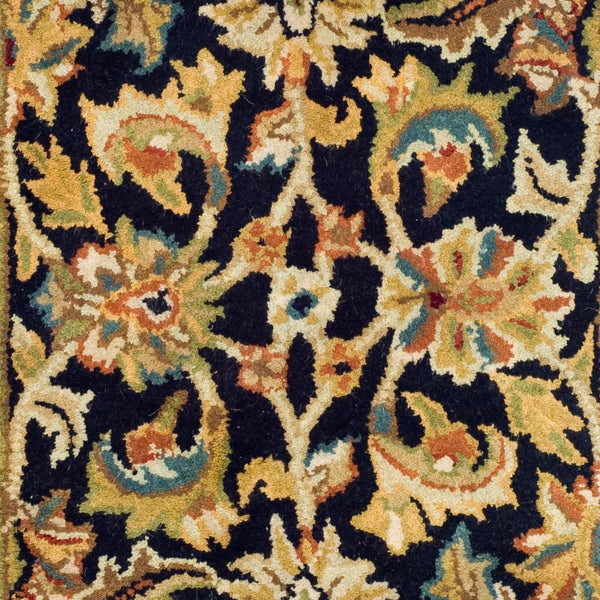 Safavieh Classic CL758 Hand Tufted Rug