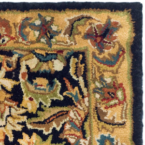 Safavieh Classic CL758 Hand Tufted Rug