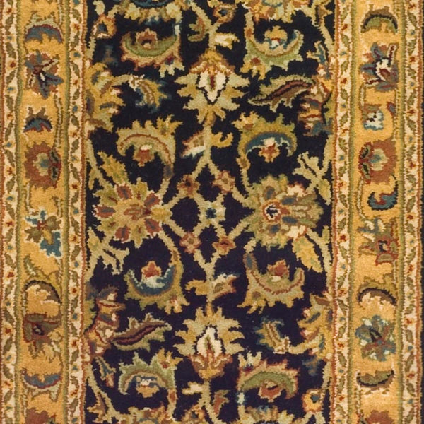Safavieh Classic CL758 Hand Tufted Rug