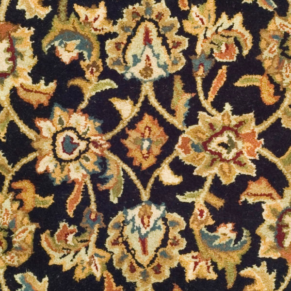 Safavieh Classic CL758 Hand Tufted Rug