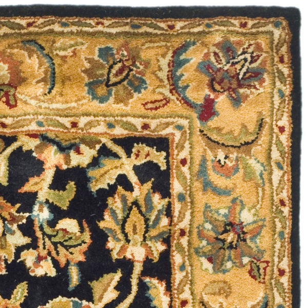 Safavieh Classic CL758 Hand Tufted Rug