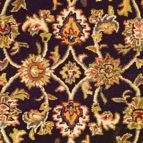 Safavieh Classic CL758 Hand Tufted Rug