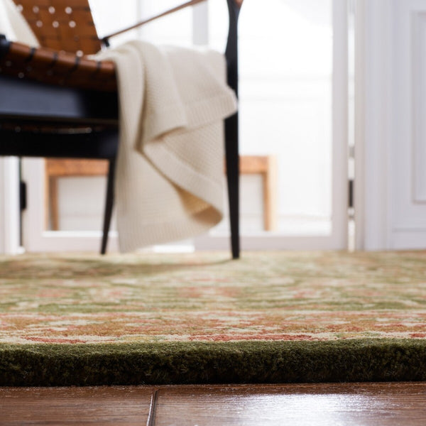 Safavieh Cl764 Hand Tufted Wool Rug CL764B-4R